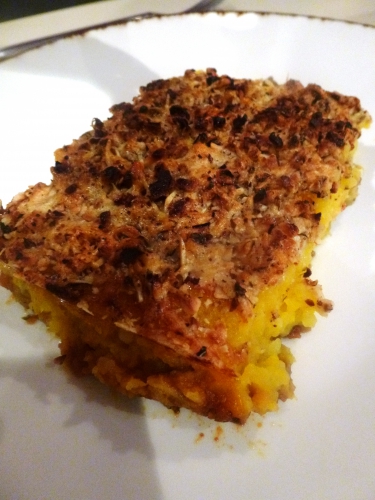 agneau,gigot d'agneau,curcuma,4 epices,cumin,muscade,persil,beurre,concentré de tomates,vin rouge,gruyère,comté,noisettes,pomme de terre,potiron,ail,echalote