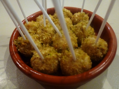 crottins de chèvre,miel,poire,amandes,noix,raisins secs blonds,pistaches