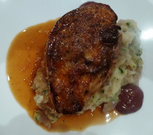 pommes de terre,oignons rouges,oignons jaunes,jeunes oignons,muscade,faisan,bouillon de volaille,fond de volaille,fond de veau,sherry,mirin,sauce soja,boudin noir,crème,echalote