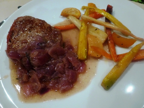 charolais,boeuf,prosciutto,jambon cru,oignons rouges,romarin,karmeliet,carottes,navets boule d'or,panais,miel de romarin,ail