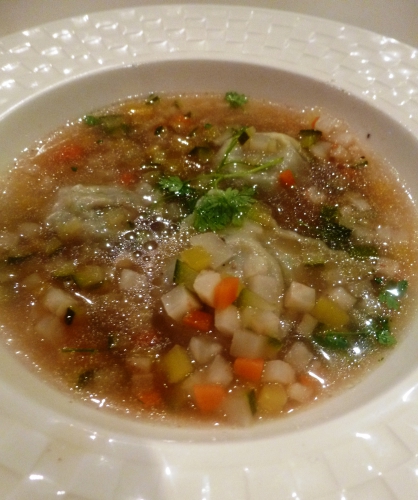 queue de boeuf,os à moêle,carottes,oignons,ail,poireau,céleri,courgette,céleri rave,romarin,thym,laurier,persil,girofle,farine,oeufs,morilles,echalotes,noilly prat,vermouth,crème,ciboulette,cerfeuil