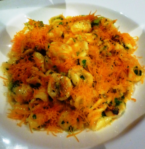 orecchiette,chou romanesco,pistaches,coriandre,bouillon de veau,citron,mimolette,oeuf,beurre