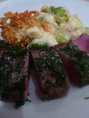 agneau,ail,poireau,choux de bruxelles,muscade,cheddar,persil plat,romarin