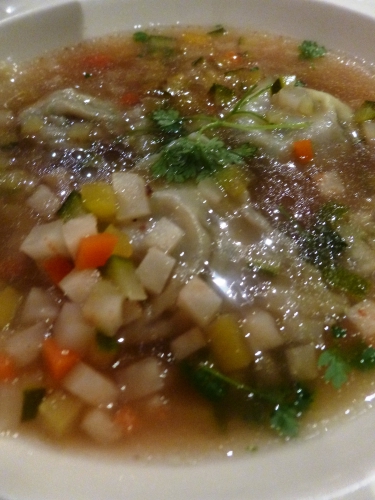 queue de boeuf,os à moêle,carottes,oignons,ail,poireau,céleri,courgette,céleri rave,romarin,thym,laurier,persil,girofle,farine,oeufs,morilles,echalotes,noilly prat,vermouth,crème,ciboulette,cerfeuil