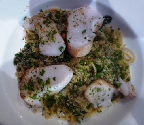 cabillaud,beurre,huile d'olive,anis vert,ail,parmesan,persil,chapelure,zeste de citron,vin blanc,fenouil,epinards,echalotes,linguine,pignons de pin