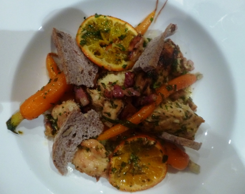 poulet,estragon,ail,oranges,vinaigre de kalamansi,huile d'olives,carottes,semoule,pain de seigle au levain,noix,lardons,fond de volaille,persil