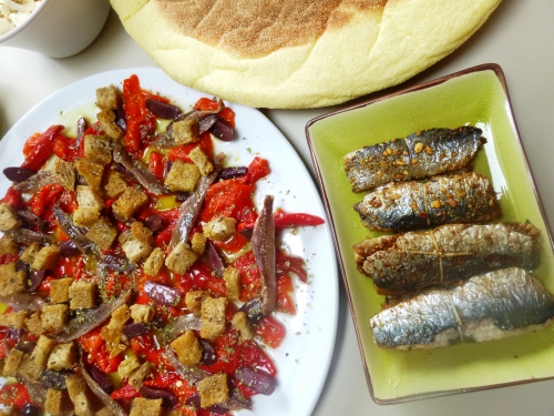 sardines,paprika,pistaches,noisettes,amandes,cumin,huile d'olive
