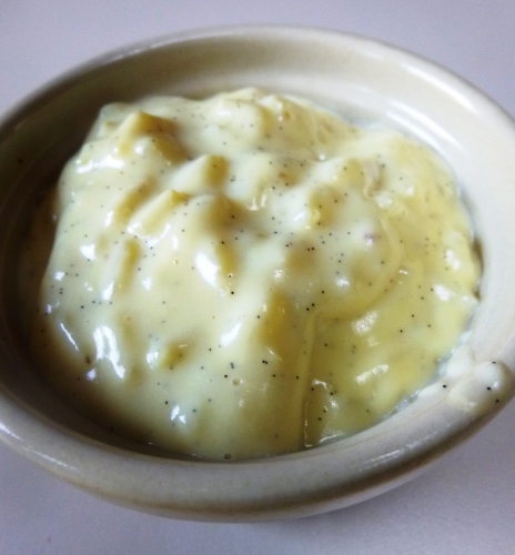 lait,riz,vanille,safran,jagarens,sucre,oeufs,sel