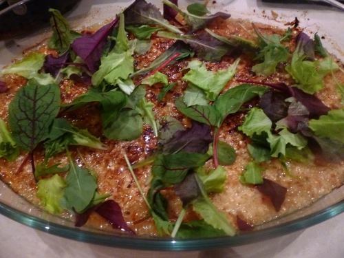 porc,oignons doux,cevennes,parmesan,beurre salé,graisse d'oie,vinaigre à l'estragon,romarin,thym,laurier,carottes,pommes de terre,fond brun,champignons,cidre brut,mesclun,citron,fleur de sel au poivres du monde