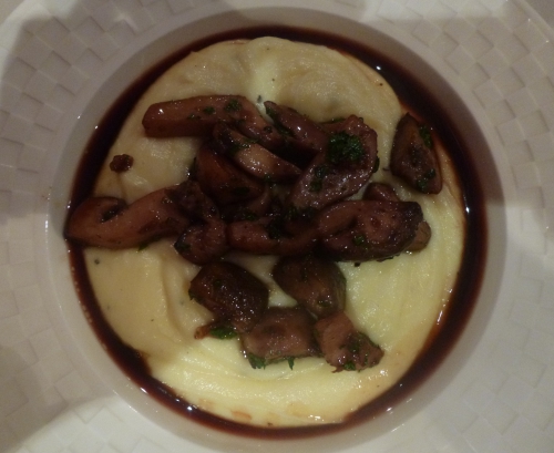 Pommes de Terre, Ail, Bintjes, Aligot, Tome Fraiche de l'Aubrac, Cèpes, Persil, Porto, Fond Brun, Beurre, Crème, Echalotes, Miel