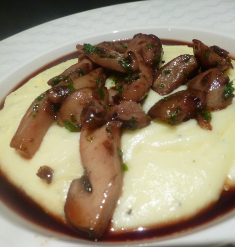 Pommes de Terre, Ail, Bintjes, Aligot, Tome Fraiche de l'Aubrac, Cèpes, Persil, Porto, Fond Brun, Beurre, Crème, Echalotes, Miel