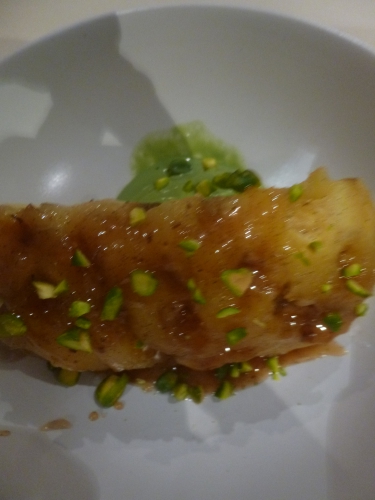 ananas,vanille,sucre,beurre salé,piment d'espelette,citron vert,rhum,pistaches