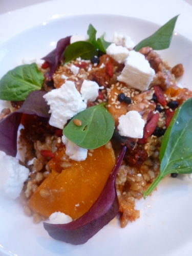 petit epeautre,bouquet garni,bouillon de légumes,noix,baies de goji,baies maqui,baies inca,jeunes pousses,feta,huile de sésame,miso,mirin,miel,huile d'arachide,butternut,vinaigre de cidre,citron,graines de sésame