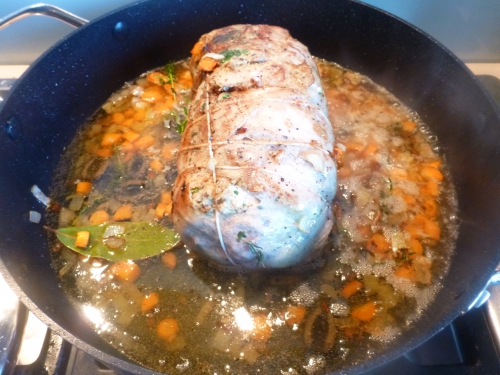 Aubergines, Huile d'olive, Tahini, Sésame, Citron Vert, Menthe, Basilic, Ras-el-hanout, Poitrine d'Agneau, Chèvre Frais, Ail des Ours, Crepinette, Oignon, Carotte, Ail, Vin Blanc, Bouillon de Volaille, Fond d'Agneau, Tomates Cerises, Tabasco, Vinaigre Balsamique, Sucre, Epices Cajun, Curry, Moutarde Douce, Blé, Bouillon de Légumes, Parmesan  