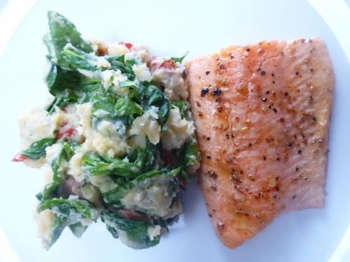 pommes de terre,chorizo,epinards,olives noires,lait,omble chevalier,mélange du trappeur