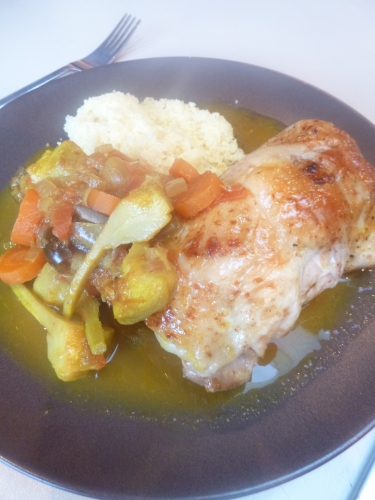 artichauts,carottes,olives noires,oignons rouges,vin blanc,fond de volaille,ail,miel,coriandre,orange,citron,citron confit,ras-el-hanout,piment de cayenne,persil,menthe