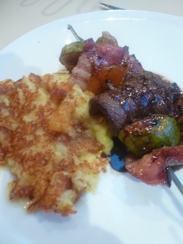 pommes de terre,gros sel,beurre,beurre clarifié,muscade,lard fûmé,figues,picanha,miel,sauce soja,sauce teriyaki,vinaigre balsamique,citron vert,5 épices