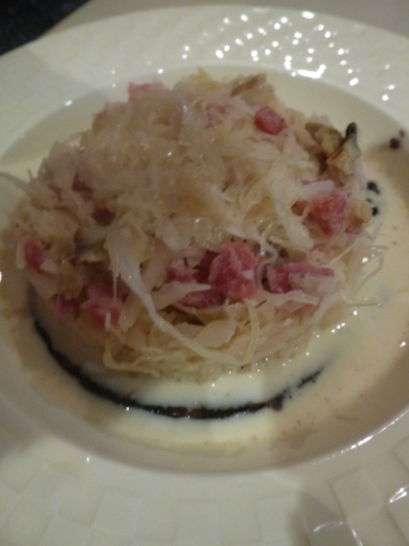 choucroute,saucisse sèchée,bloedpanch,crème,gueuze,cantillon,bulots,court-bouillon,oignon,baies de genièvre,clou de girofle,saindoux