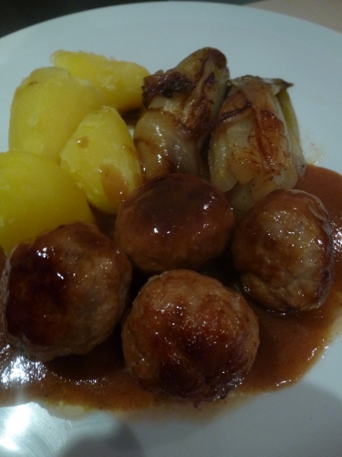 haché porc-veau,pommes de terre,chicons,chicoré,sirop d'érable,muscade,sauce carbonnades flamandes