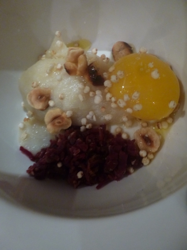 jambon cru fumé de cerf,quinoa soufflé,noisettes,huile de cameline,fleur de sel,oeuf,salsifis,fond de volaille,lait,beurre,citron