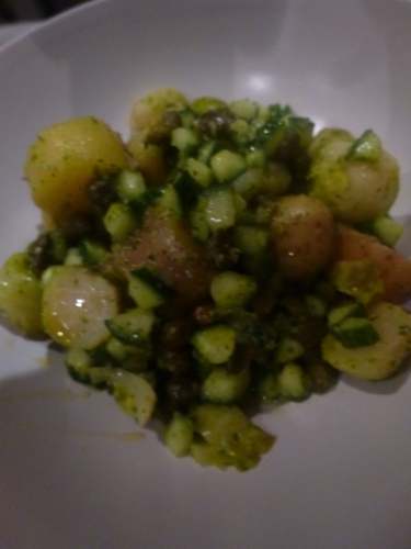 rattes,concombre,câpres,choux de bruxelles,coriandre,sucre,gingembre,ail,huile d'olive,citron vert