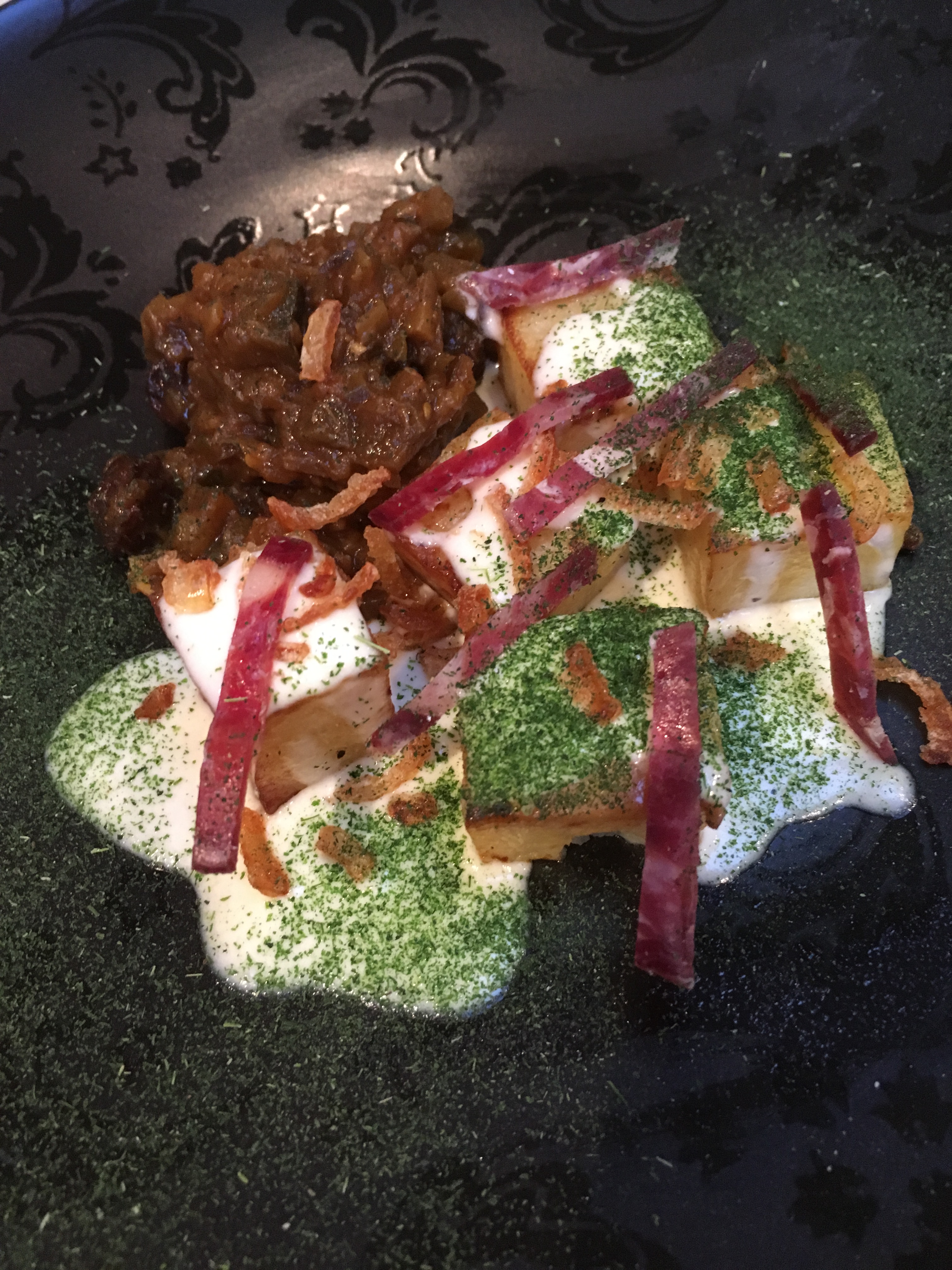 43684189_307945579799874_1763212387155968000_n