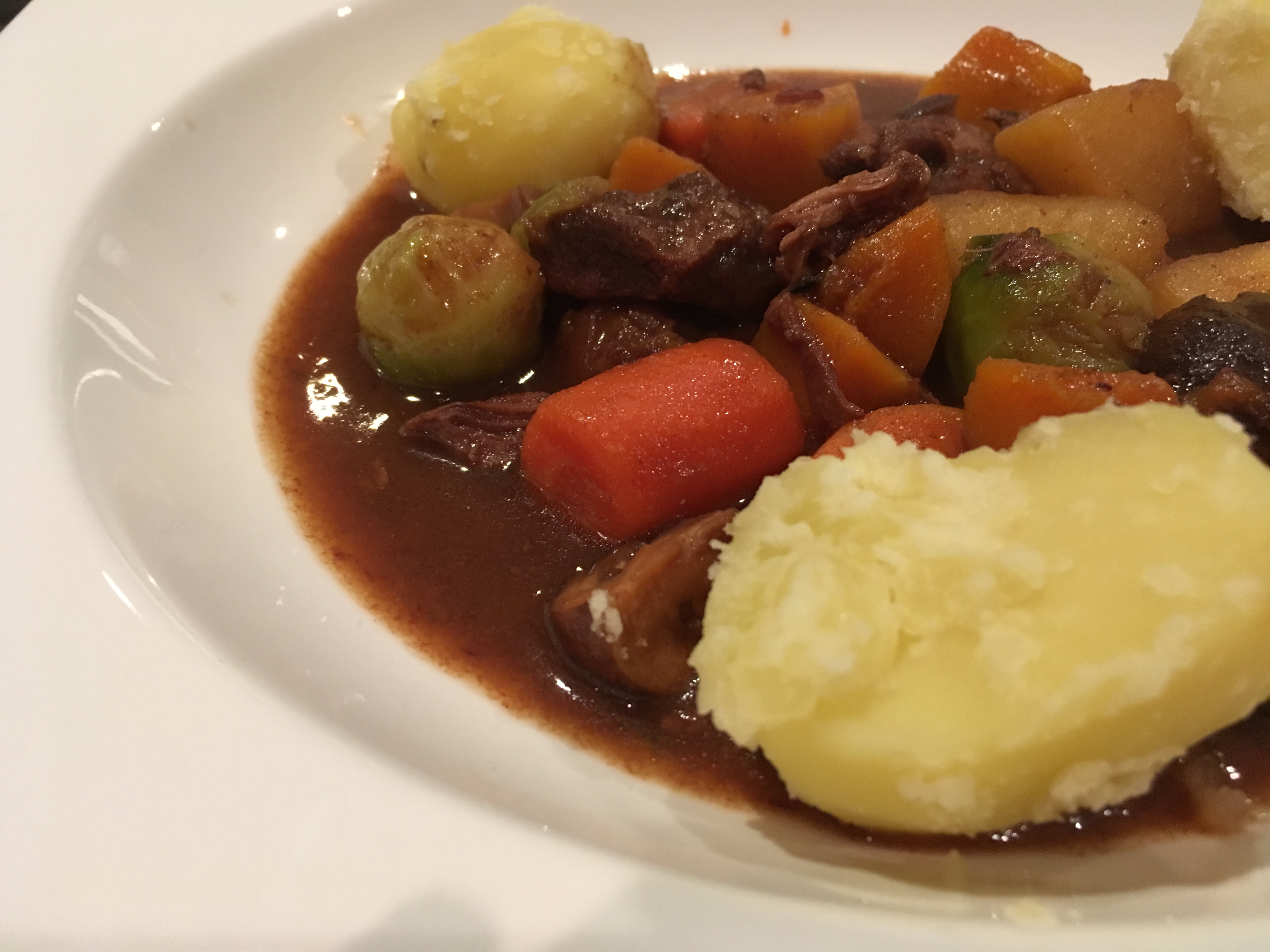 45623681_350832312336812_1011575213227245568_n