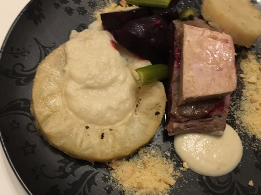 52989961_330592560922692_198455251743801344_n