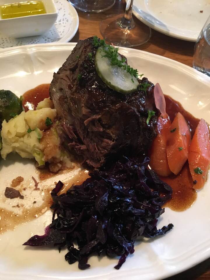 53055724_2278834215512225_508813355239079936_n