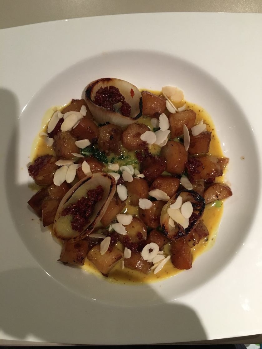 53918269_360982421169096_8325809393379573760_n (1)