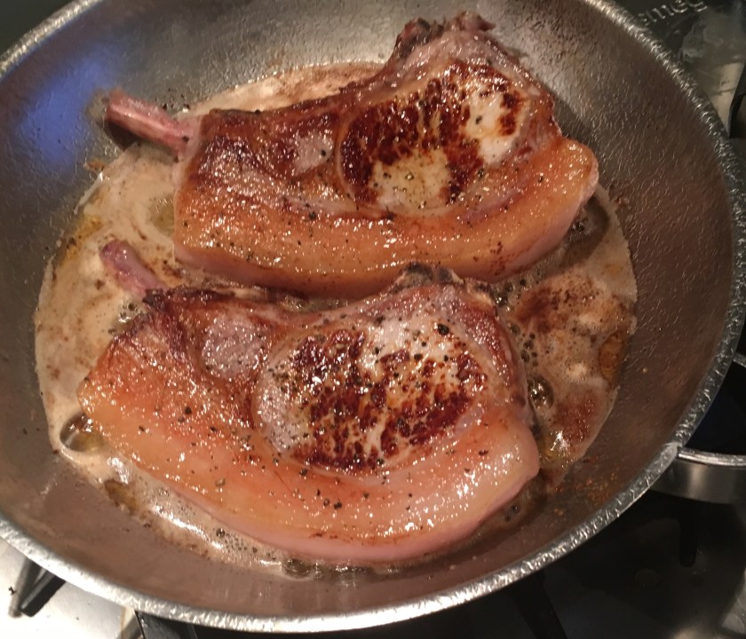 56119392_304801350200296_5328890838976036864_n