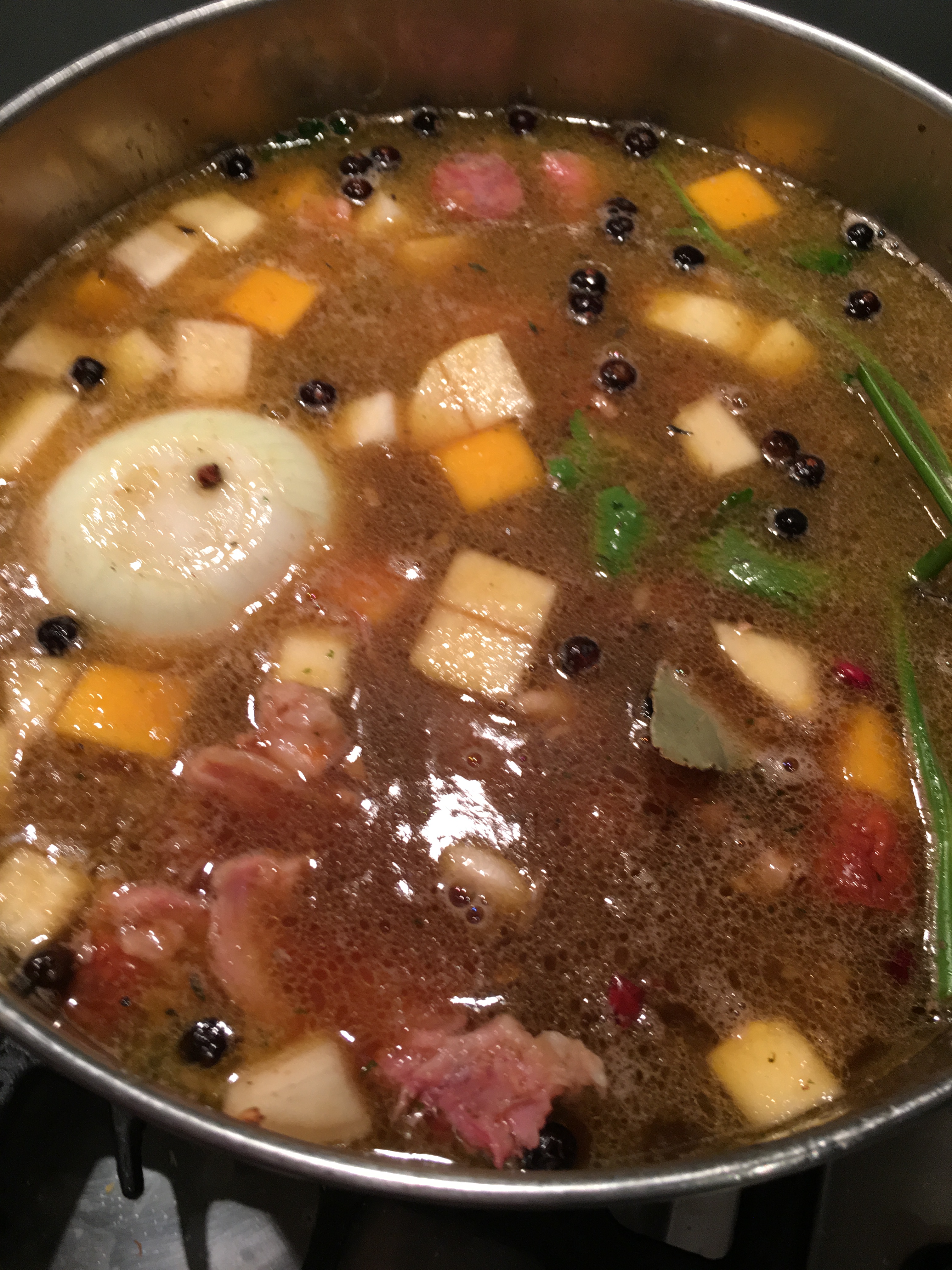 77371158_434130100818242_235665345157791744_n