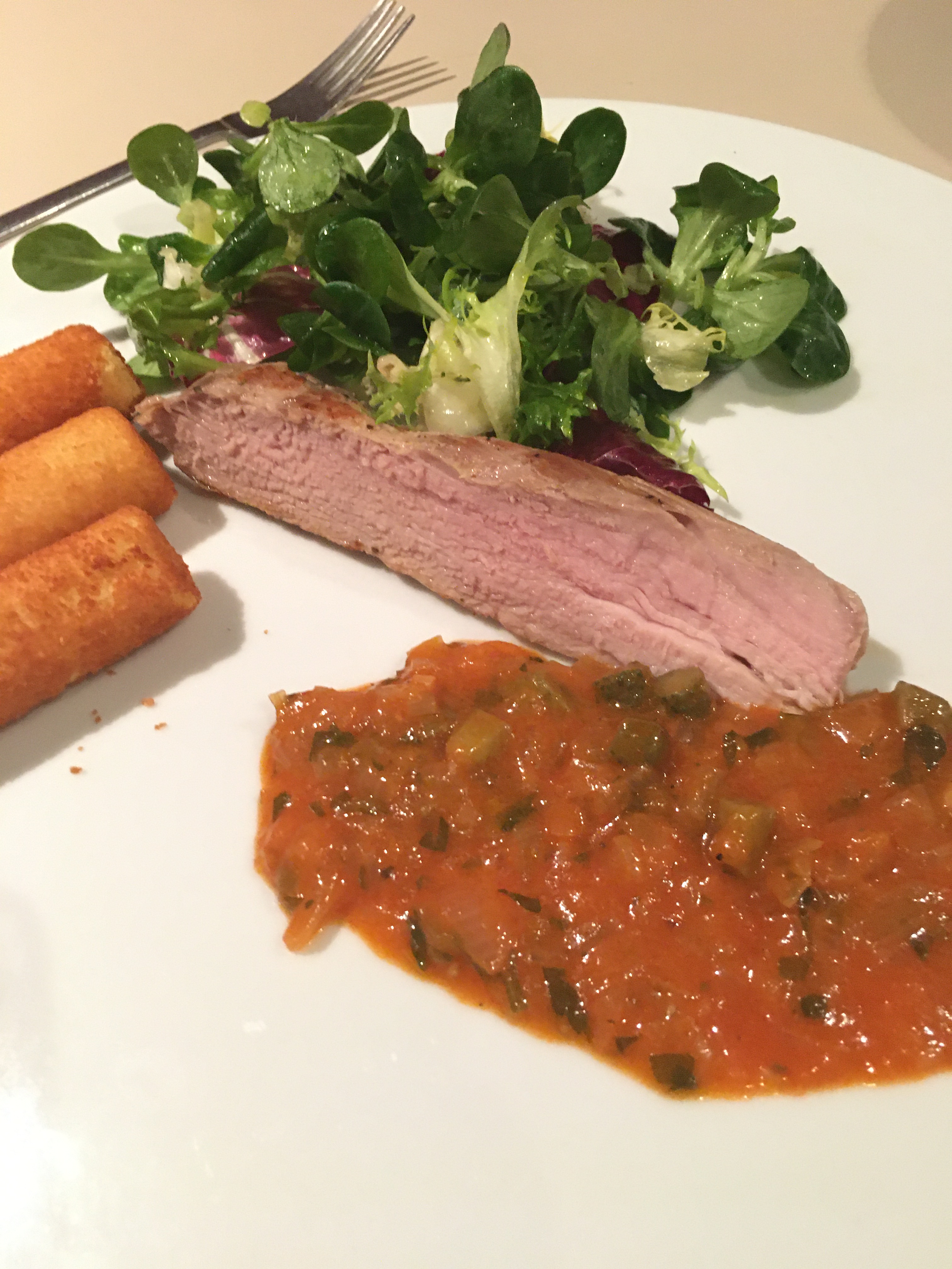 85225895_193297348421055_102278804998717440_n