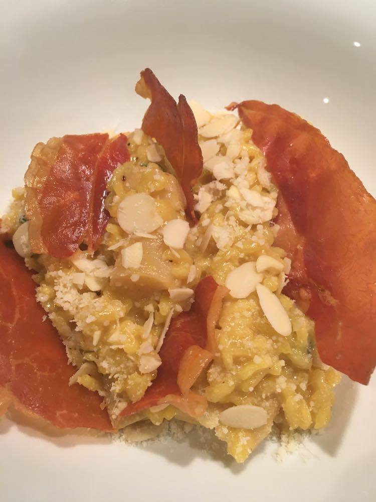 90604579_256468918701429_8656013849259933696_n