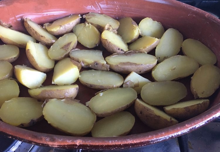 90736586_211437000167585_1565267476311179264_n