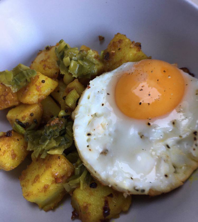 91275716_549472812647918_7010394647306436608_n