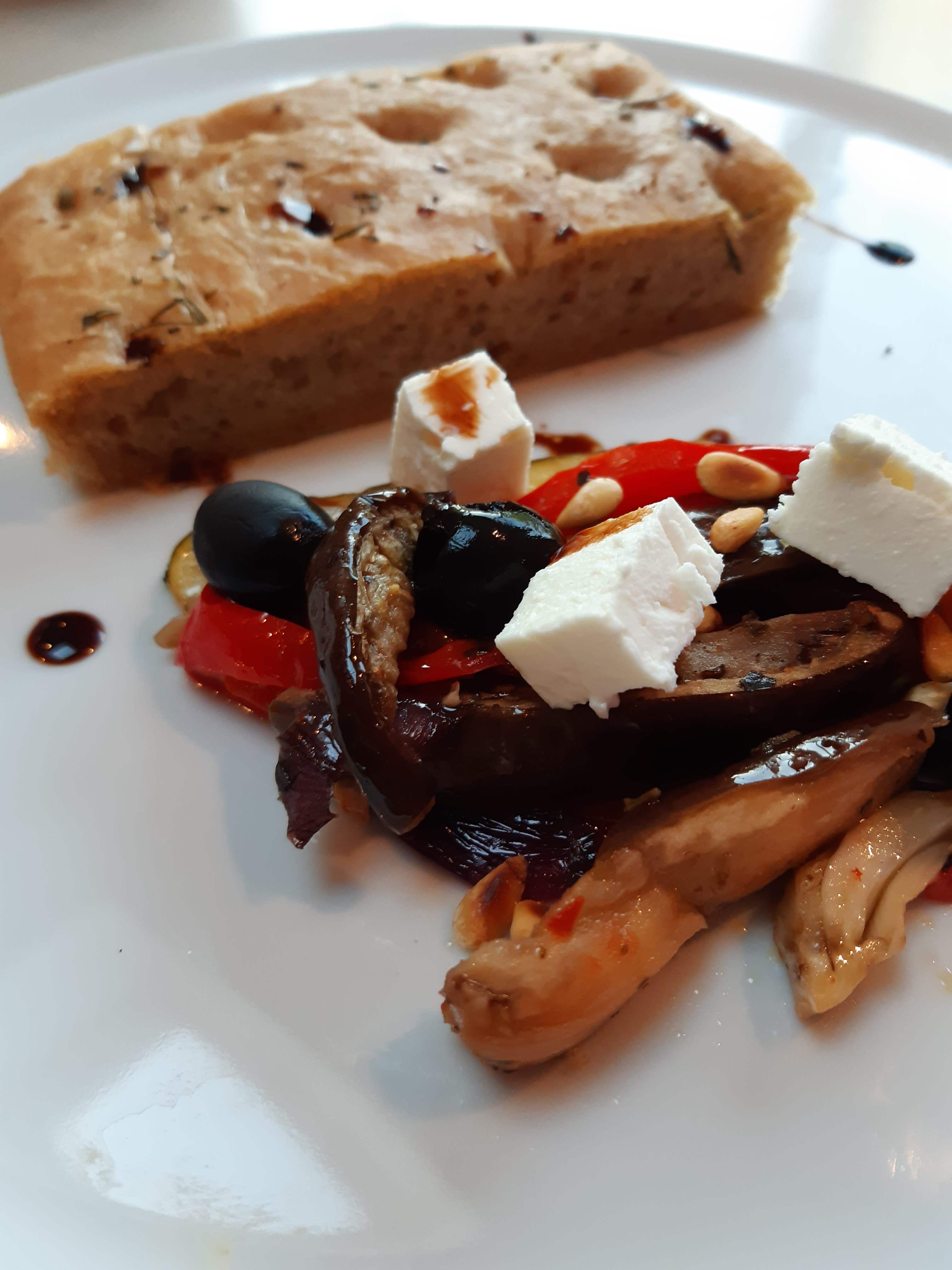 94092718_242720280417333_6220168566612688896_n