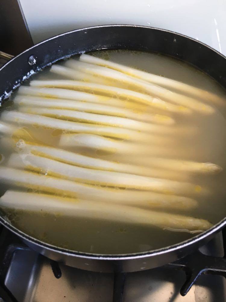 100589802_271538137561980_1376409582393360384_n