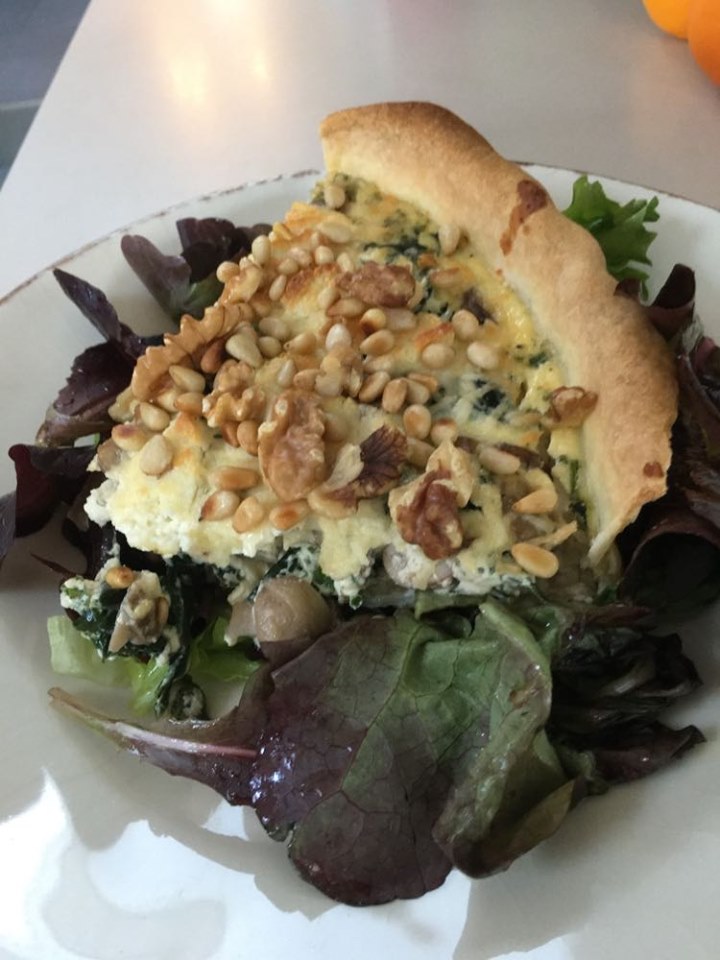 96597948_245142116558675_2436764315454275584_n