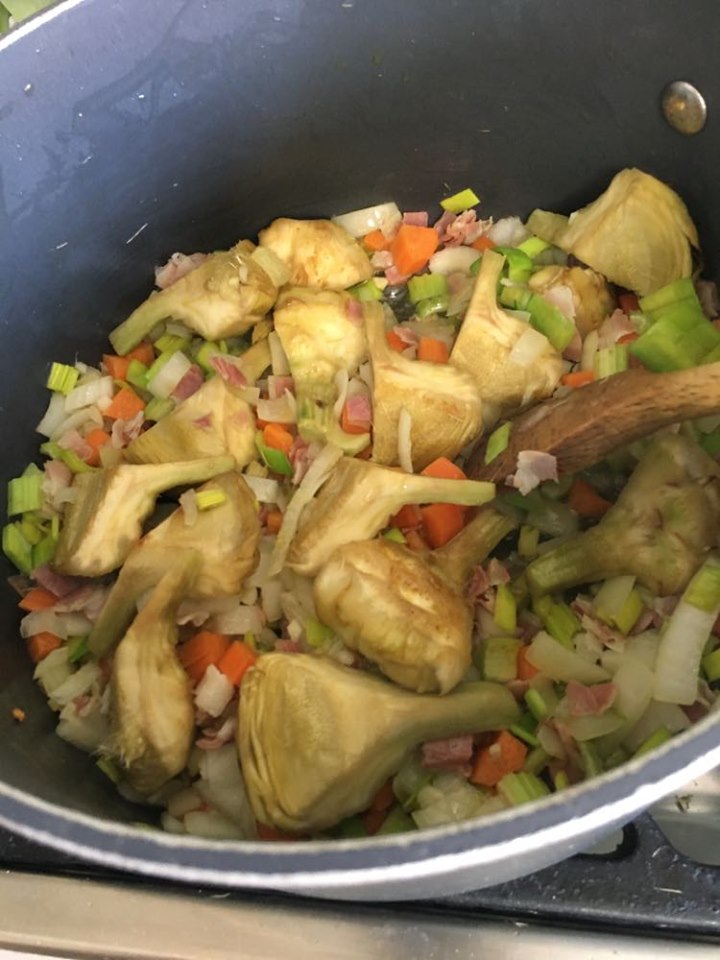 99439497_554968528782847_8187191651773448192_n